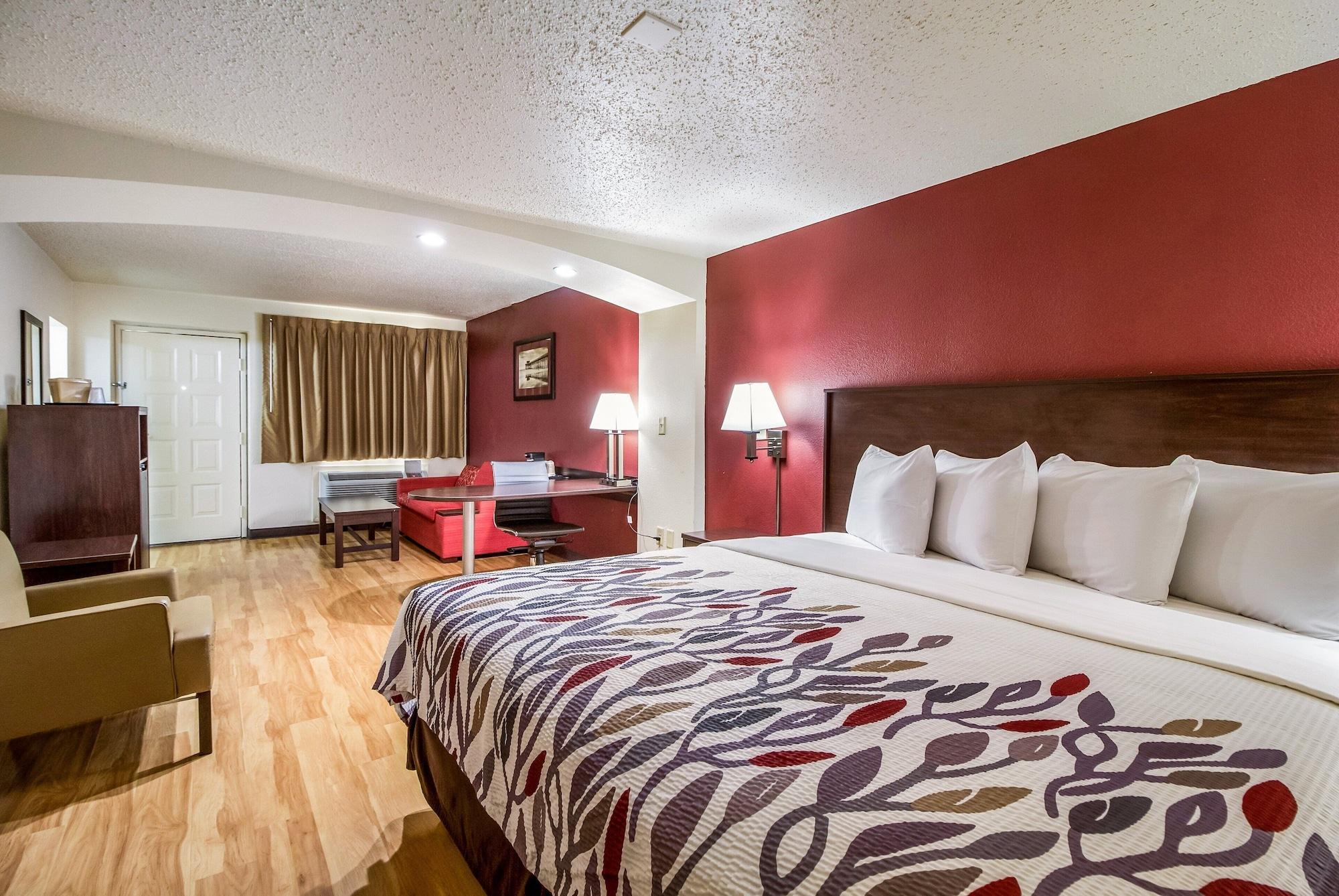 Red Roof Inn Houston East I-10 Exterior photo